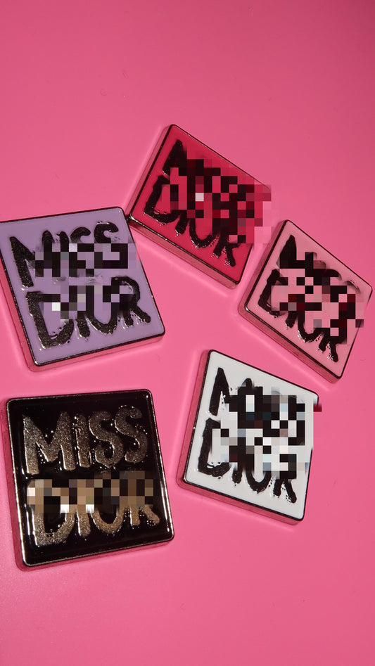 Square Lux Charm Mix